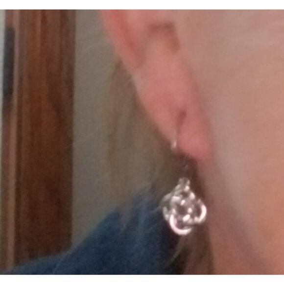 925 Sterling Silver Love Knot Flower Eternity Lever-back Design Dangle Silver - Picture 2 of 6